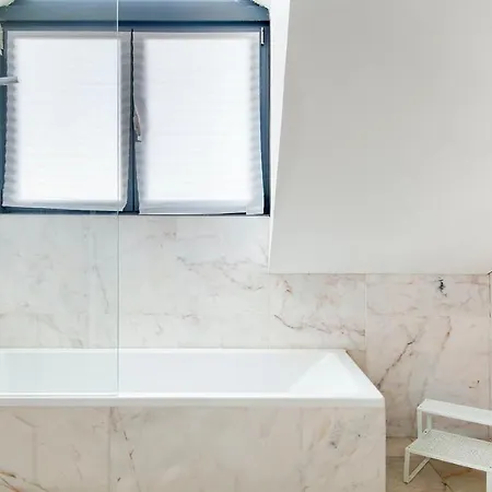 Plum Guide - The Great Wave Apartamento Lisboa